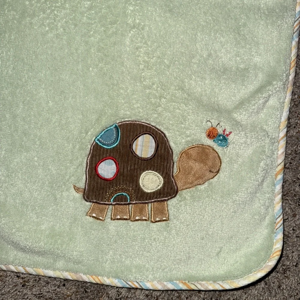 Carter's Green‎ Fleece Turtle Baby Blanket Striped Edge Brown with Spots Bee